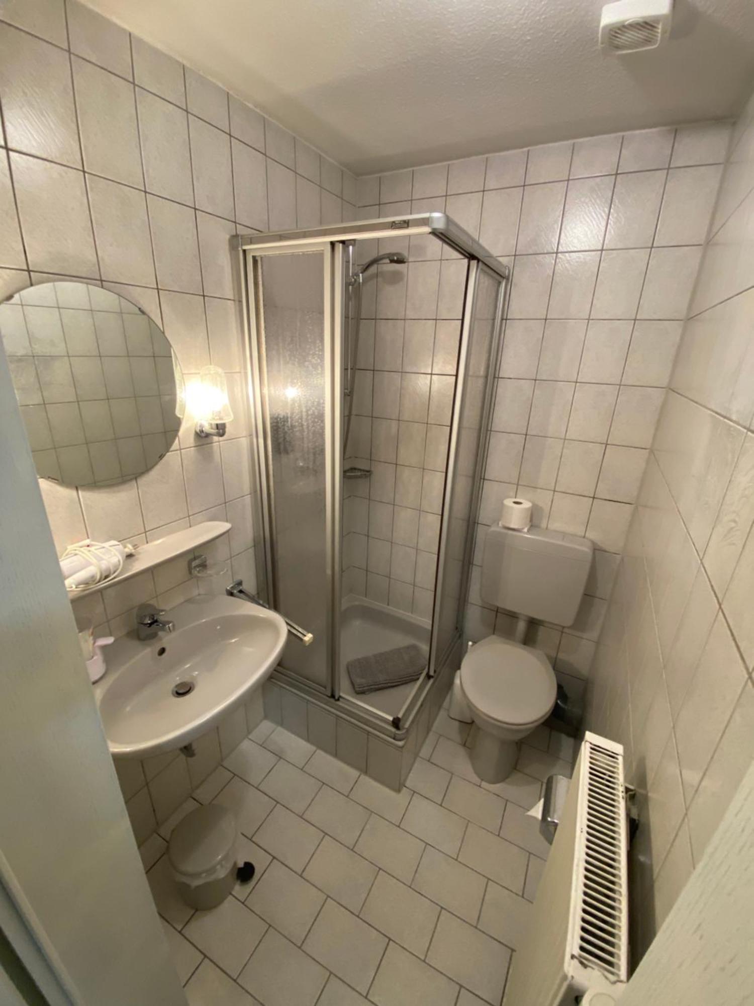 Gasthof Zum Goldenen Schiff - Lehm, Stil & Altstadtflair Marktbreit Bagian luar foto